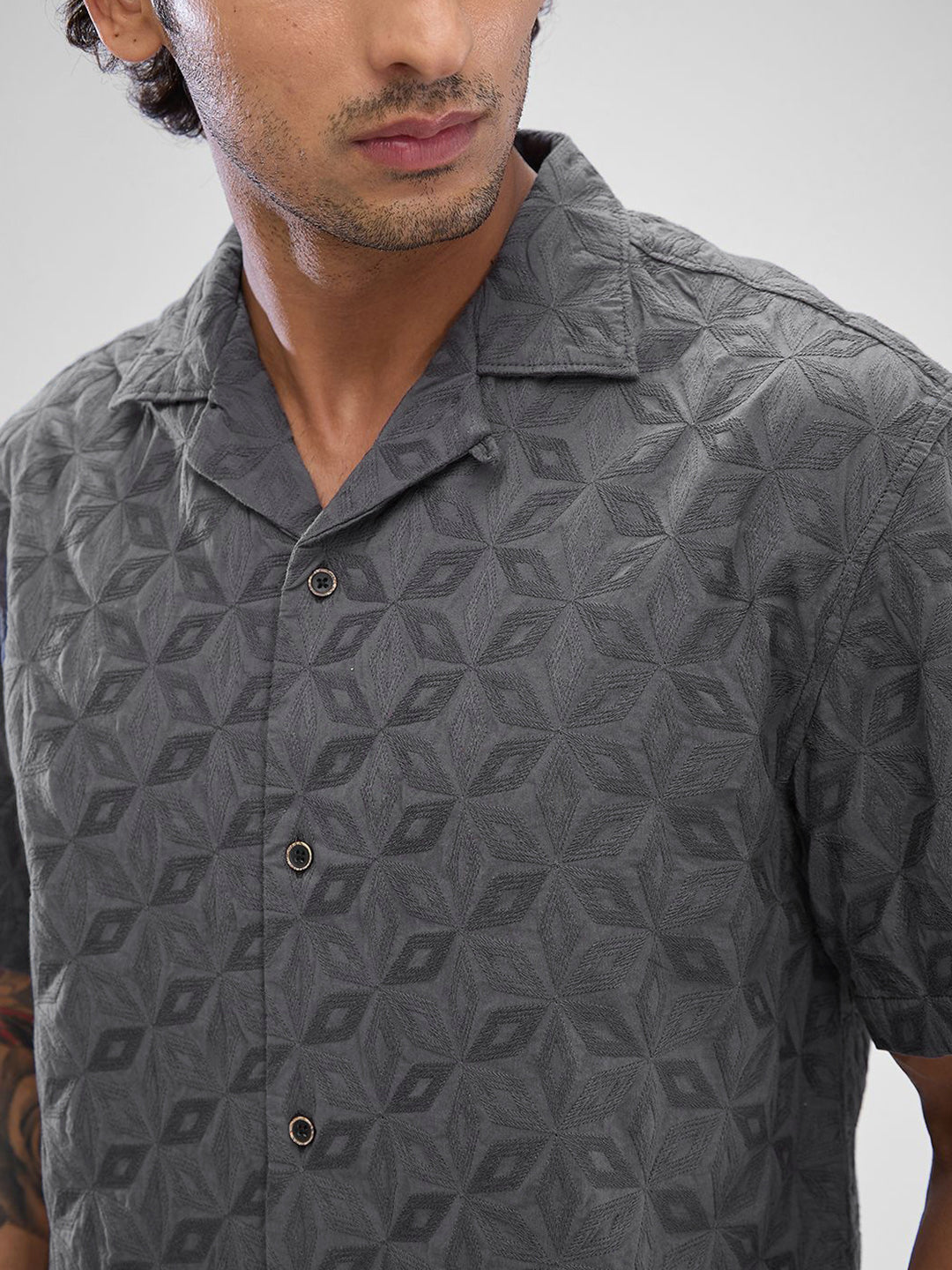 SPYKAR Men Cuban Collar Self Design Pure Cotton Casual Shirt