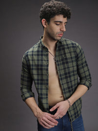 The Indian Garage Co Men Olive Green & Navy Blue Regular Fit Checked Casual Shirt
