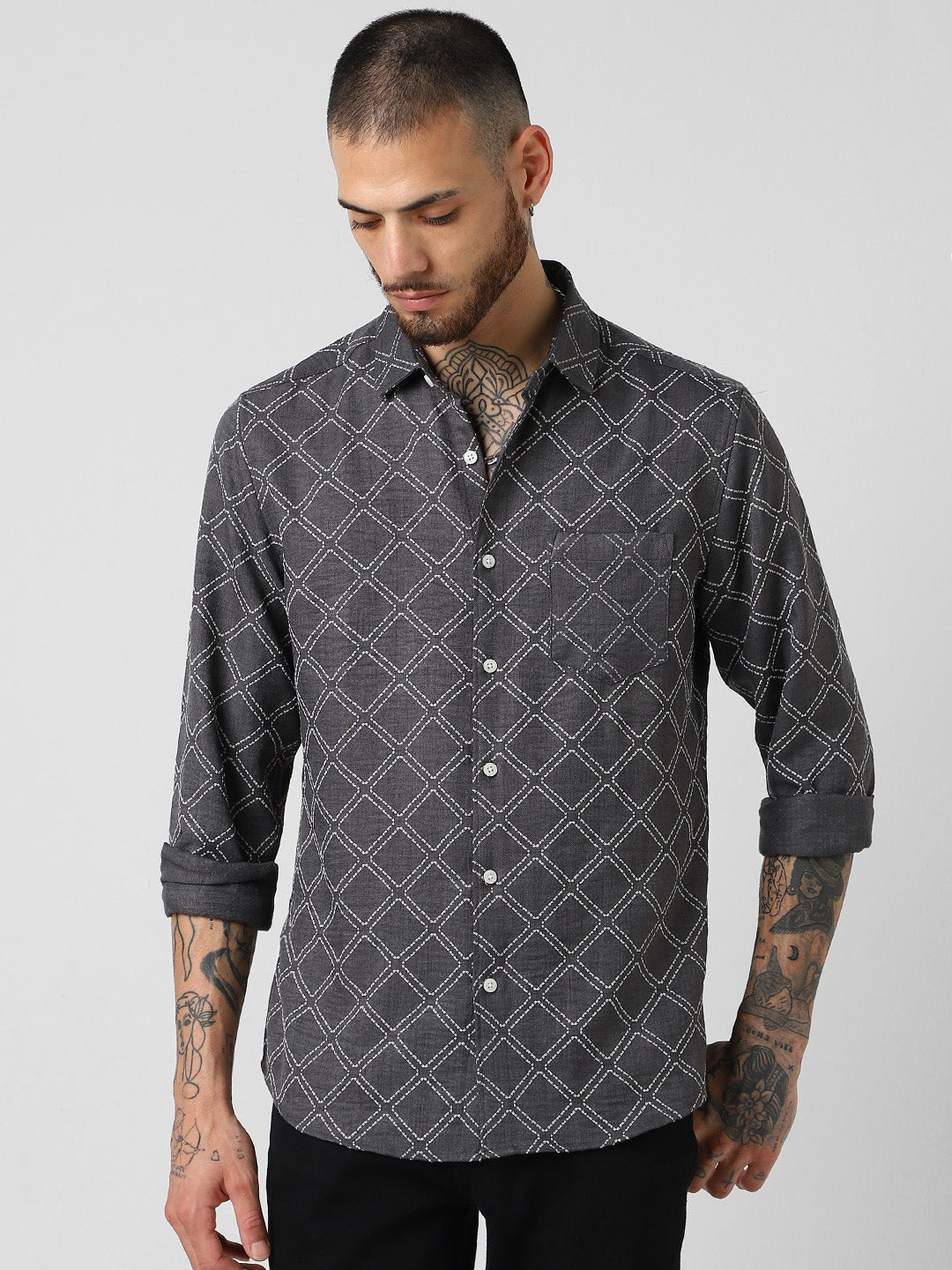 VASTRADO Men Classic Slim Fit Geometric Printed Casual Shirt