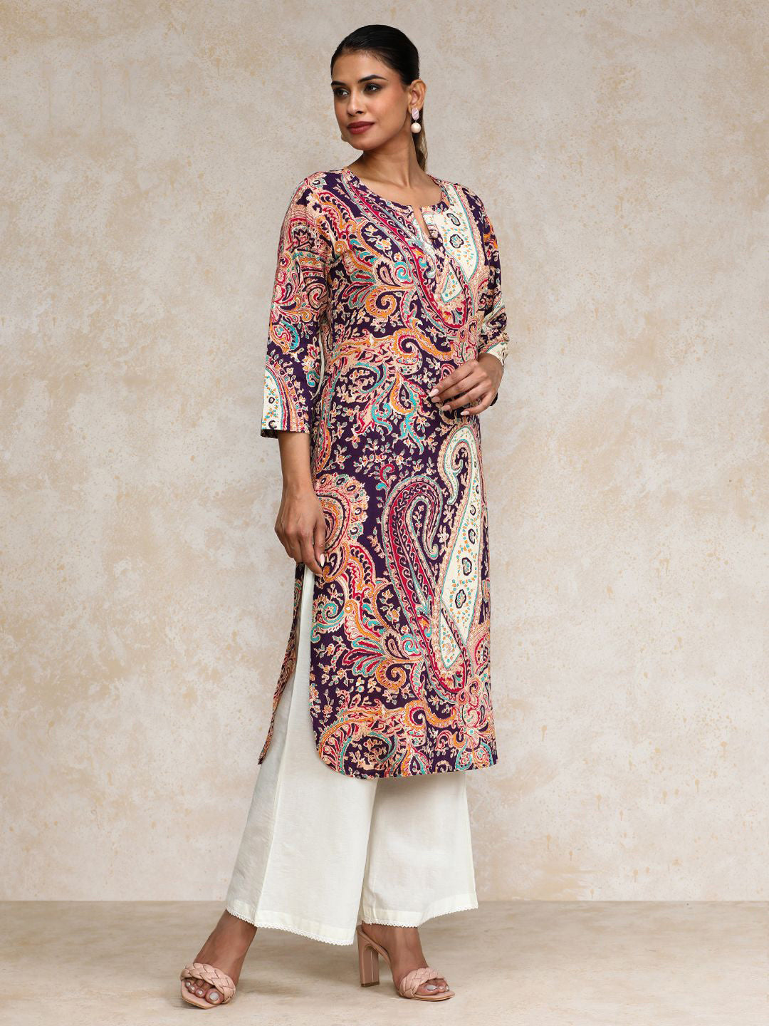 Varanga Ethnic Motifs Printed Pure Cotton Notch Neck Straight Kurta
