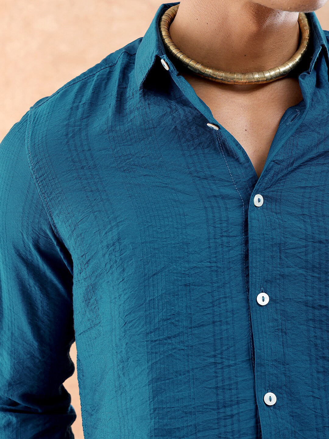 The Indian Garage Co Men Slim Fit Striped Dobby Resortwear Shirt