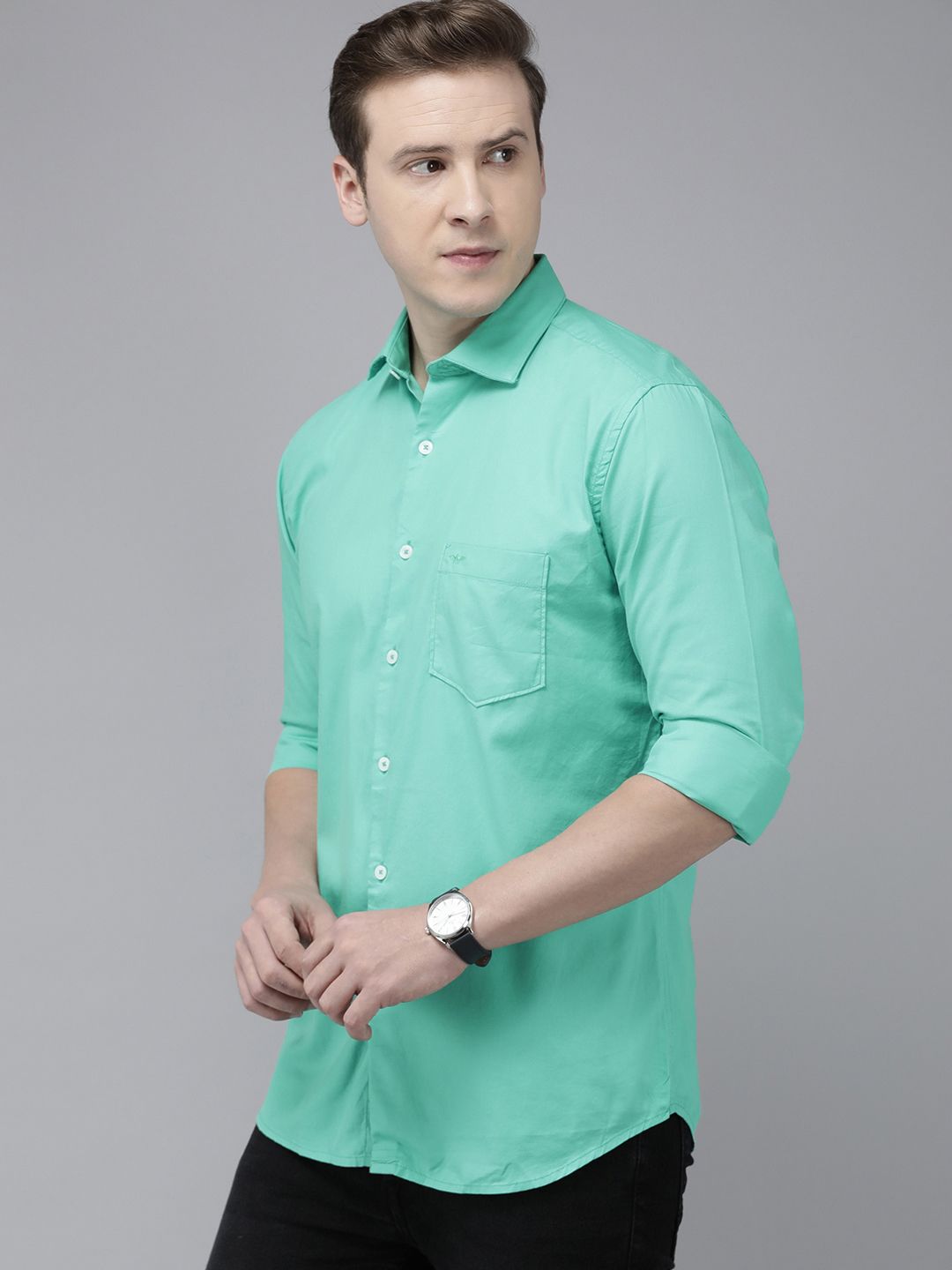 Park Avenue Pure Cotton Solid Slim Fit Casual Shirt