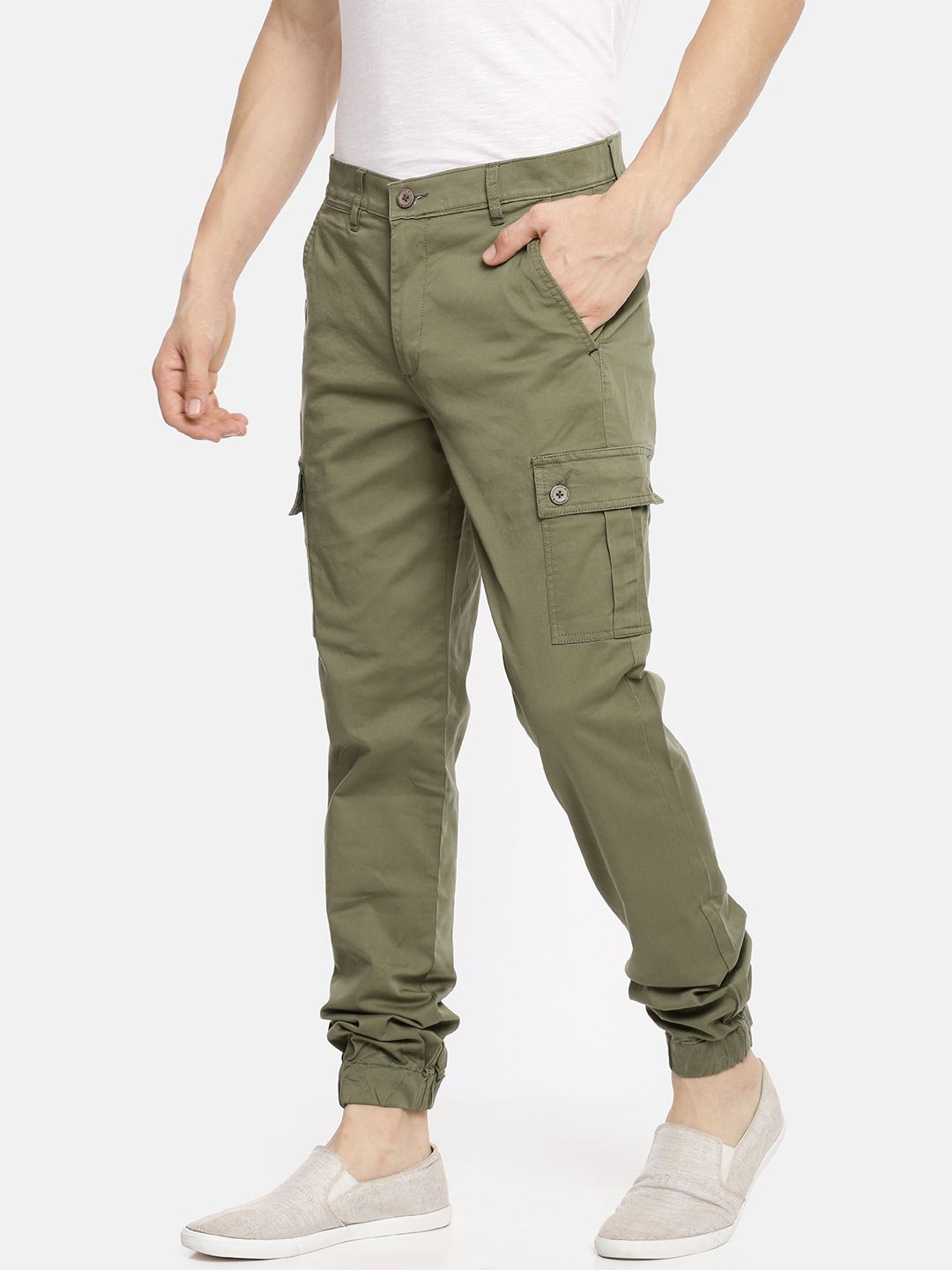 The Indian Garage Co Men Slim Fit Solid Cargos Joggers