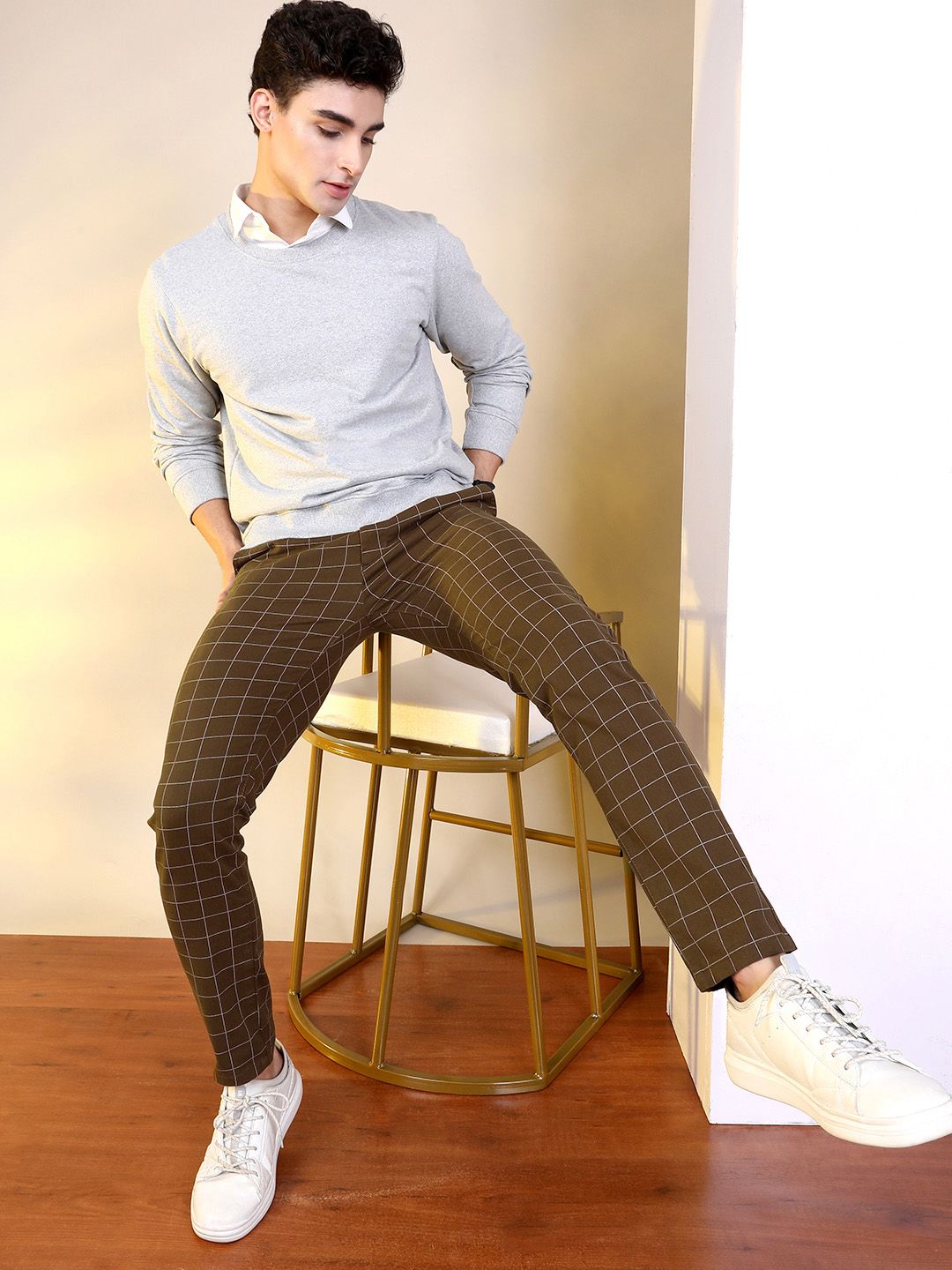 The Indian Garage Co Men Brown Slim Fit Checked Regular Trousers