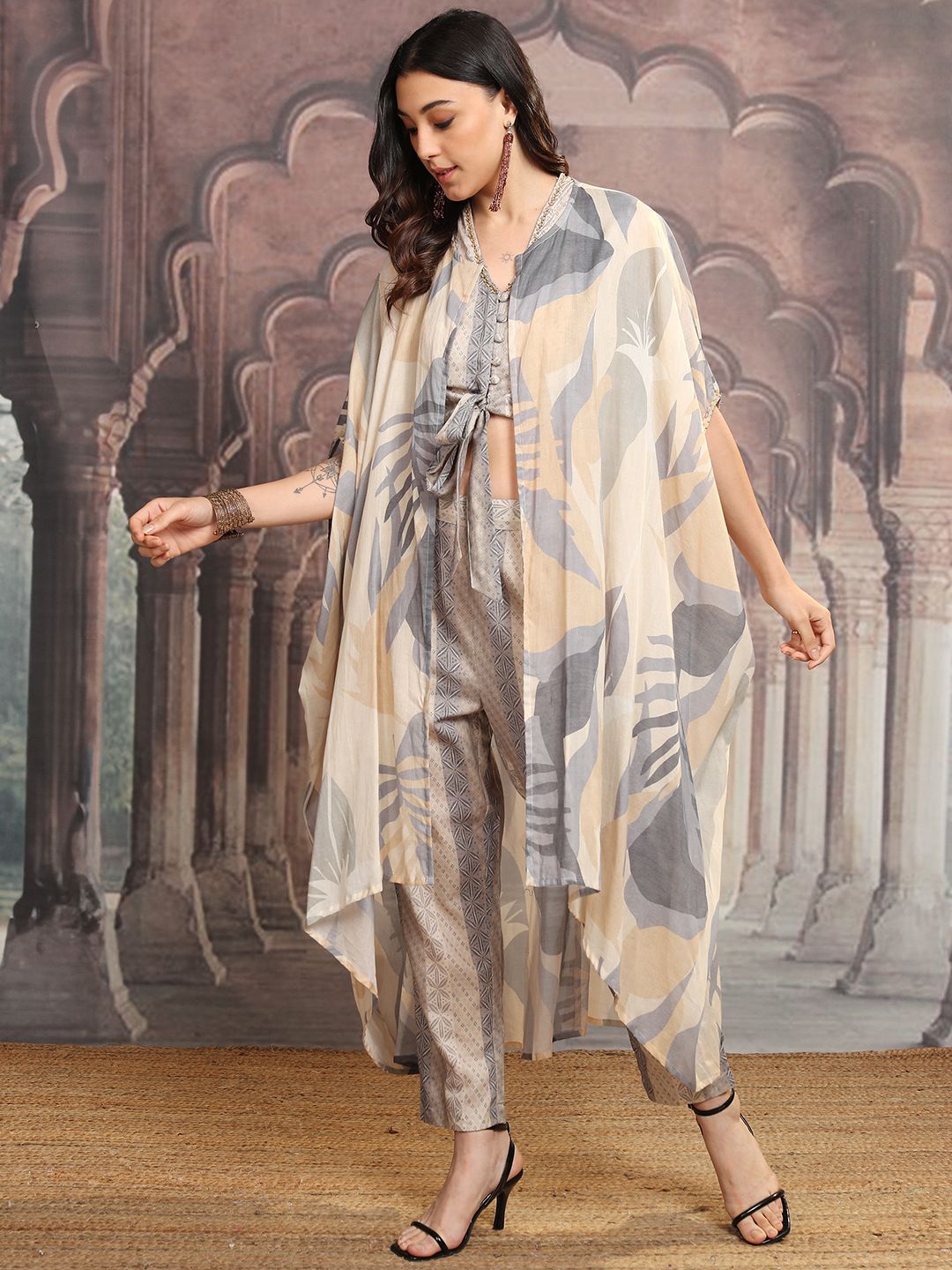 Vishudh Grey & Beige Floral Printed V Neck Pure Cotton Crop Top with Trousers And Jacket