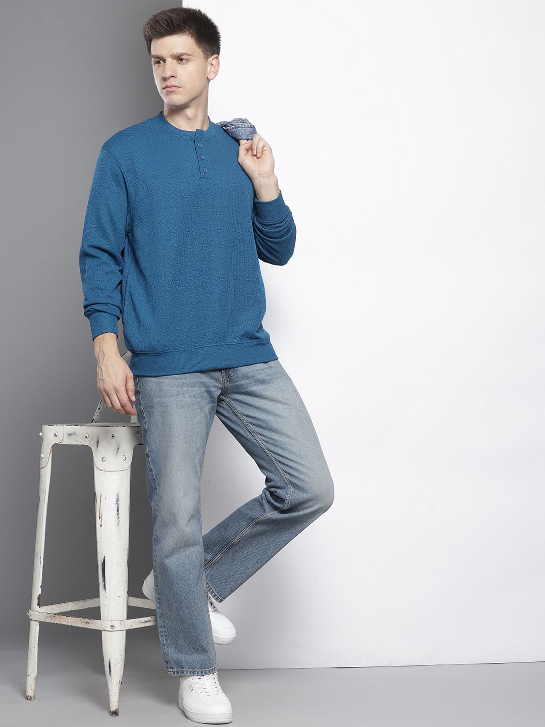 The Indian Garage Co Relaxed Fit Textured Sweatshirt