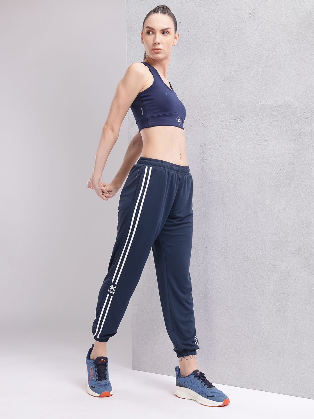 HRX by Hrithik Roshan Women Regular Fit Rapid Dry Training Joggers