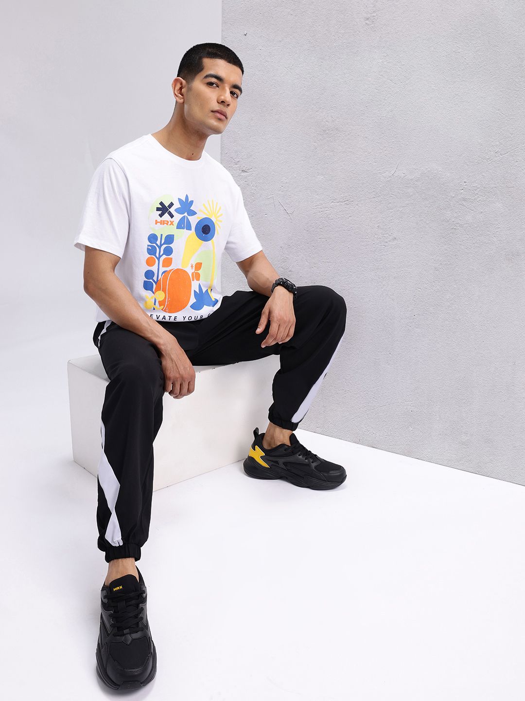 HRX by Hrithik Roshan Men Regular Fit Joggers