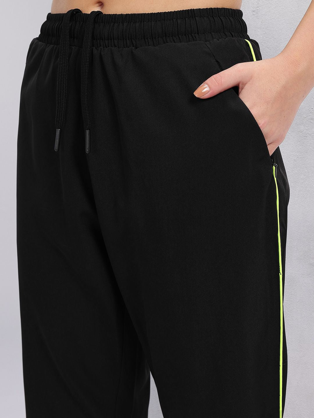 HRX by Hrithik Roshan Women Toggle Hem Contrast Piping Training Track Pants