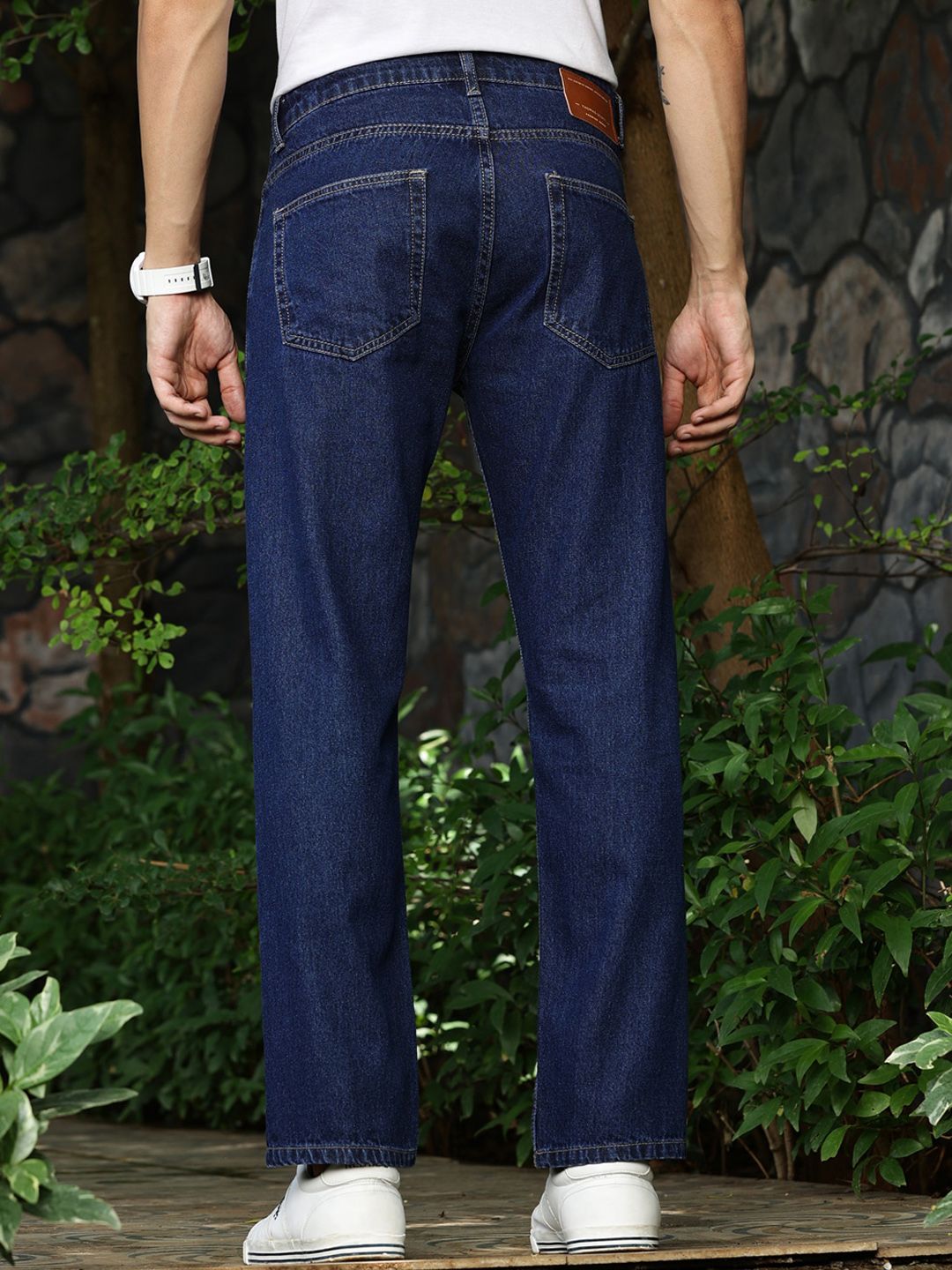 Thomas Scott Men Smart Relaxed Fit Mid-Rise Pure Cotton Jeans