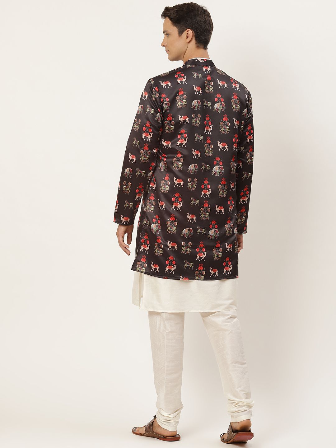 SOJANYA Men Off White & Black Kurta with Churidar