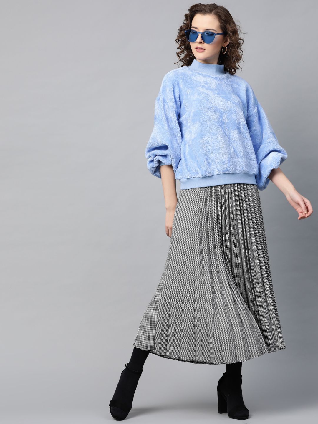SASSAFRAS Women Blue Faux Fur Sweatshirt