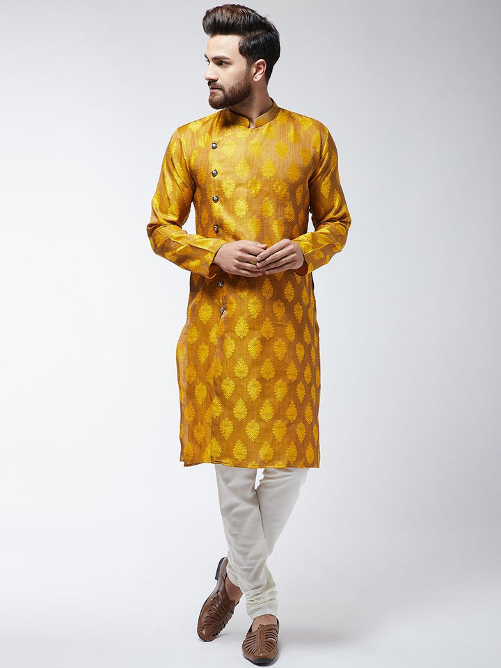 SOJANYA Lelaki Mustard Jacquard Silk Sulam Kurta Lurus