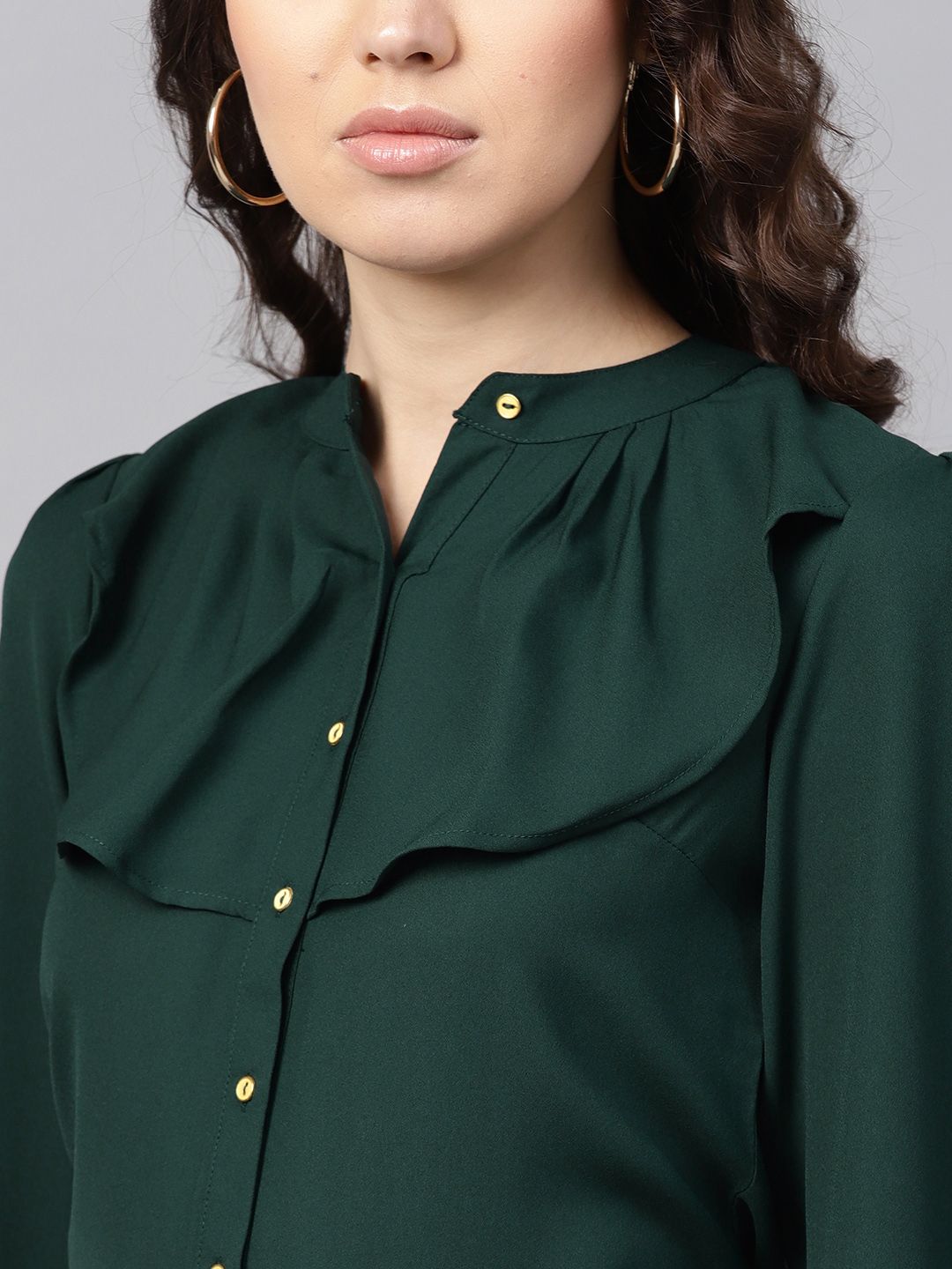SASSAFRAS Green Ruffled Shirt Style Top