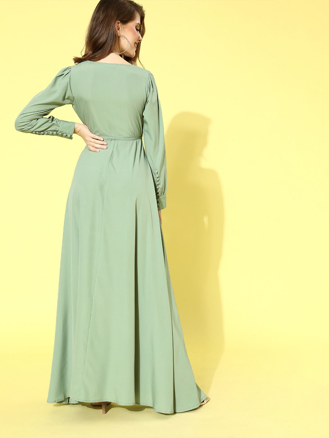 Berrylush Women Pastel Green Solid Bishop Sleeves Dress