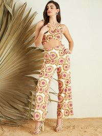 Berrylush White Floral Printed V-Neck Crop Top With Trouser