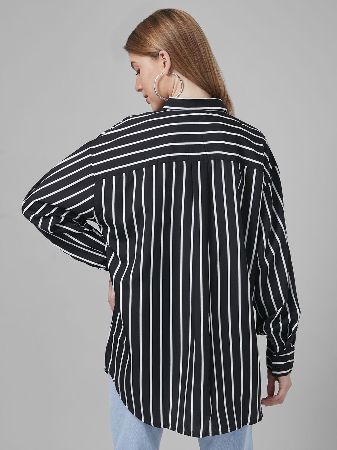 Gaya Bercetak Bercetak Baju Kasual Berbesar