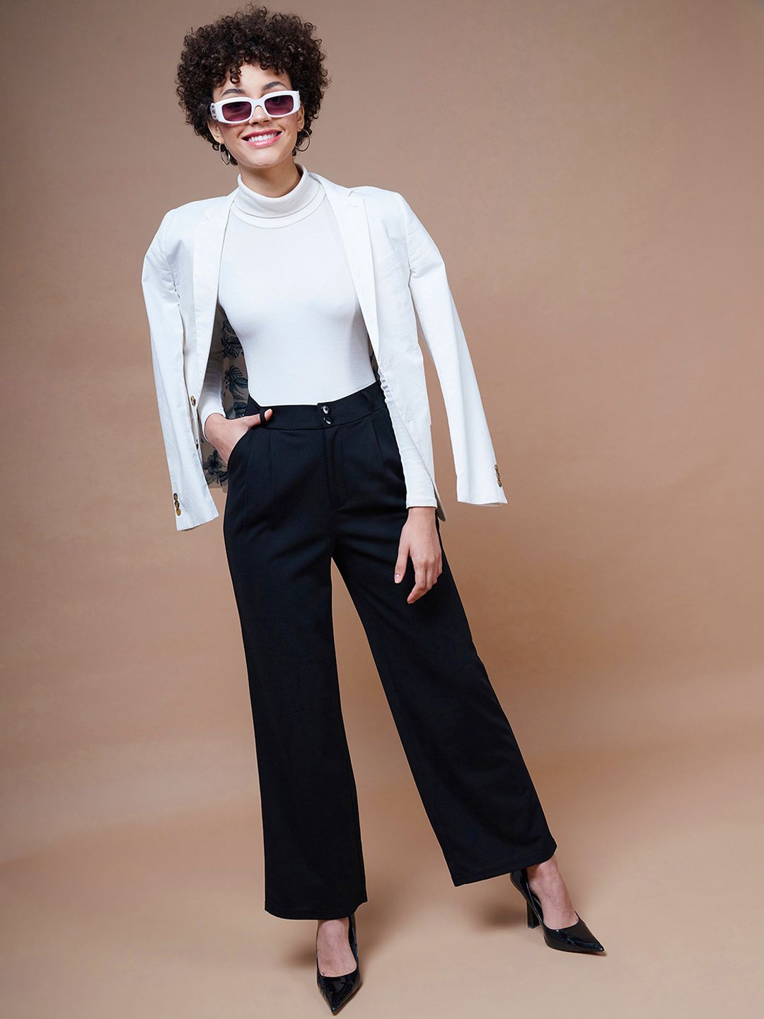 SASSAFRAS BASICS Women Straight Fit Parallel Trousers