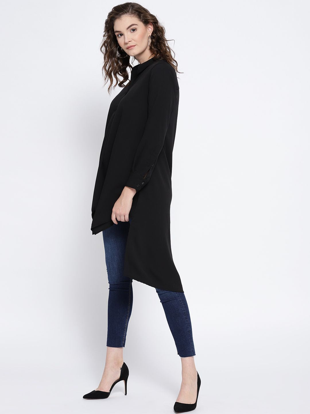 Berrylush Black High-Low Top