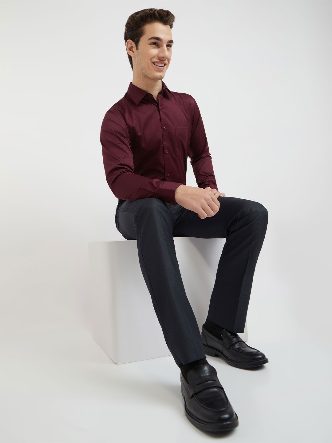 Raymond Men Maroon Pure Cotton Slim Fit Long Sleeves Formal Shirt