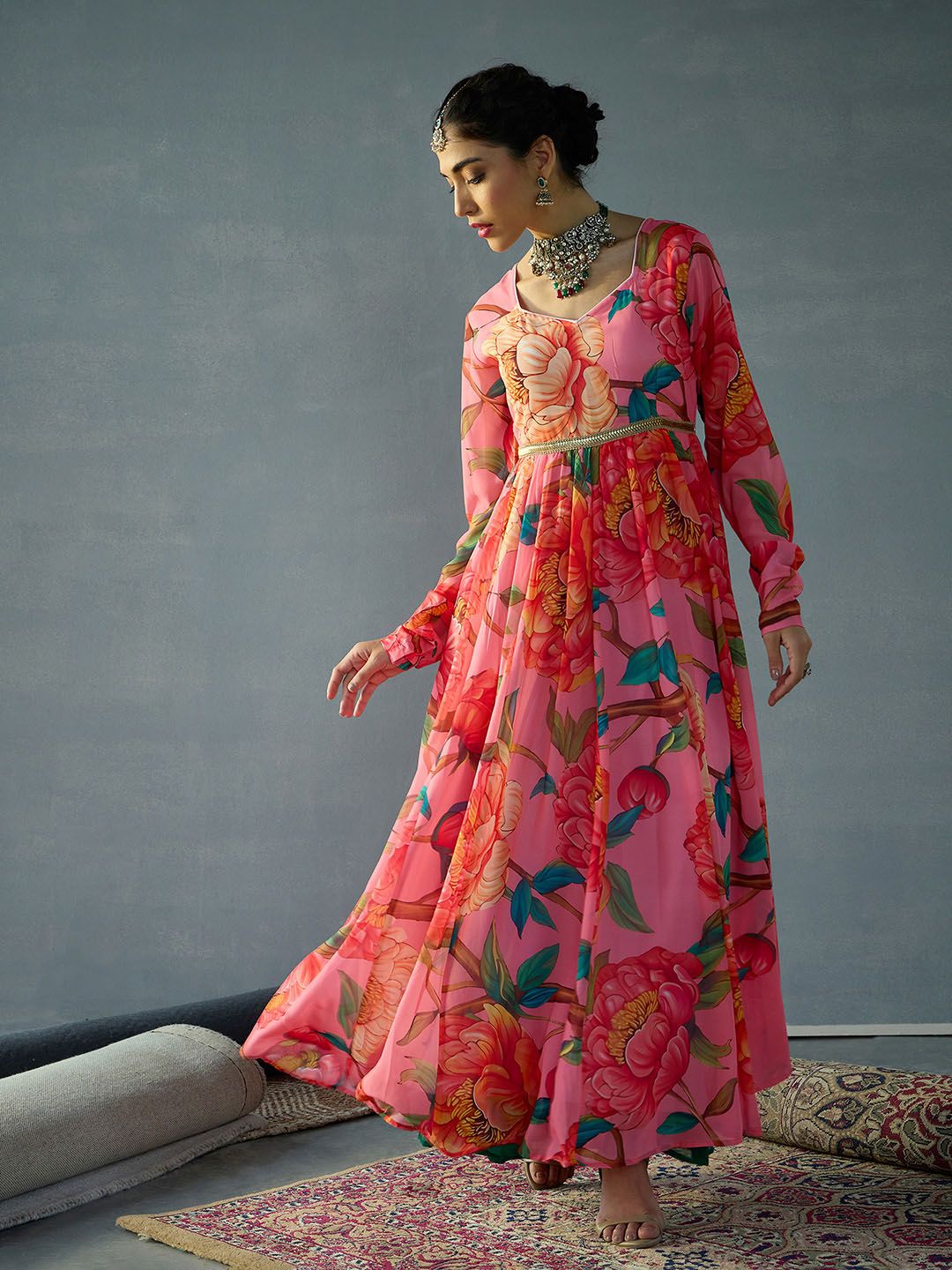 Shae by SASSAFRAS Women Floral Printed Floral Georgette Anarkali Kurta