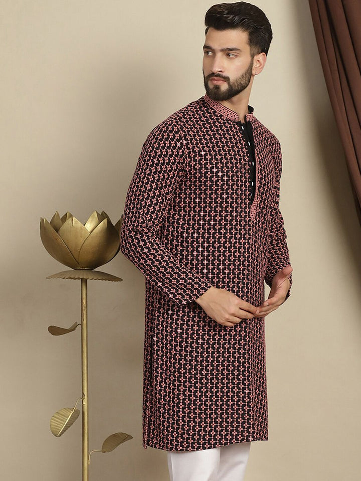 Anouk Kolar Mandarin Sulam Geometrik Labuci Kapas Kurta Lurus