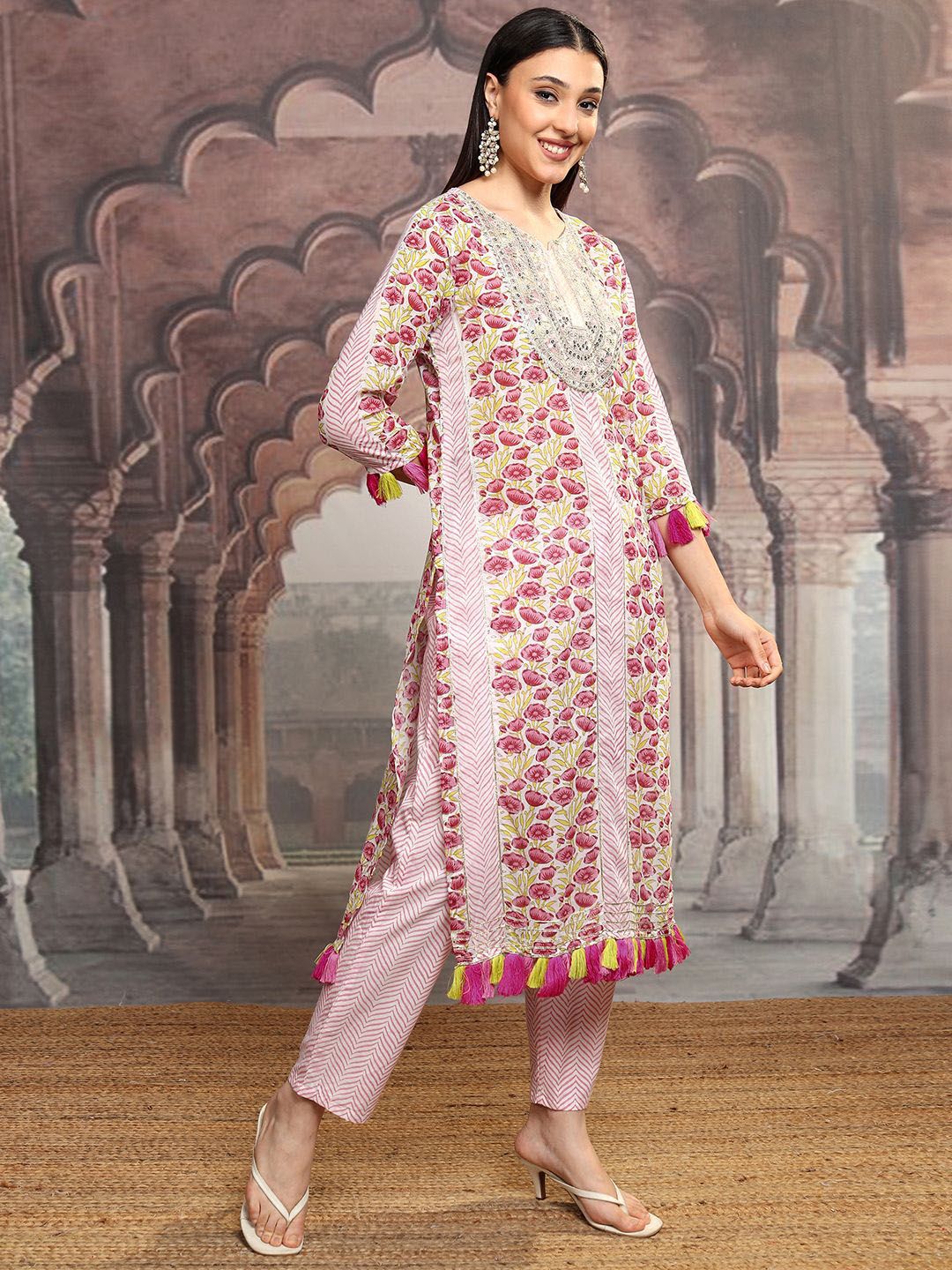 Vishudh Women Floral Printed Regular Pure Cotton Kurta with Trousers & With Dupatta