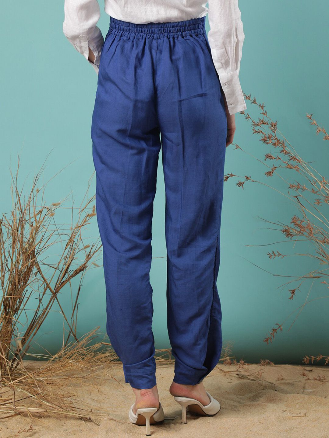 RAREISM Women Slim Fit Mid-Rise Pleated Trousers