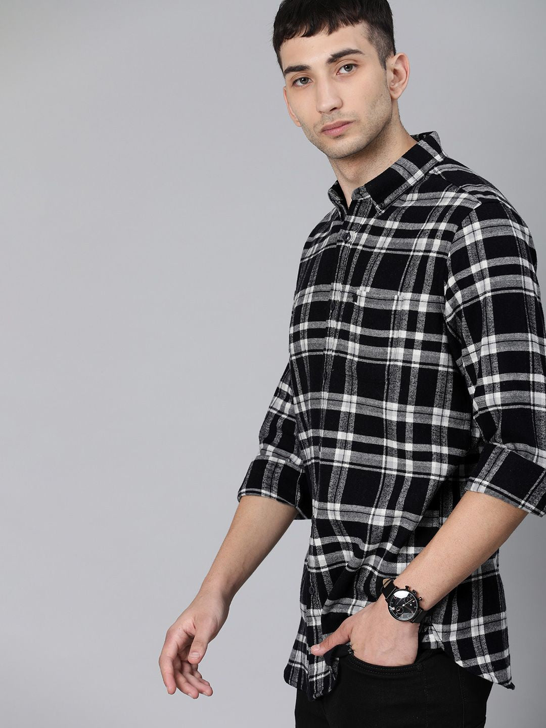 THE BEAR HOUSE Men Black & White Slim Fit Checked Flannel Casual Shirt