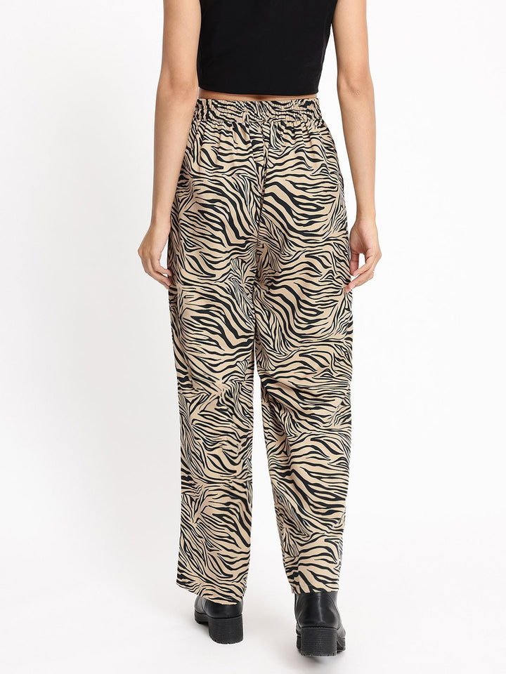 DressBerry Women Exotic Edge Animal Print Flared Trousers