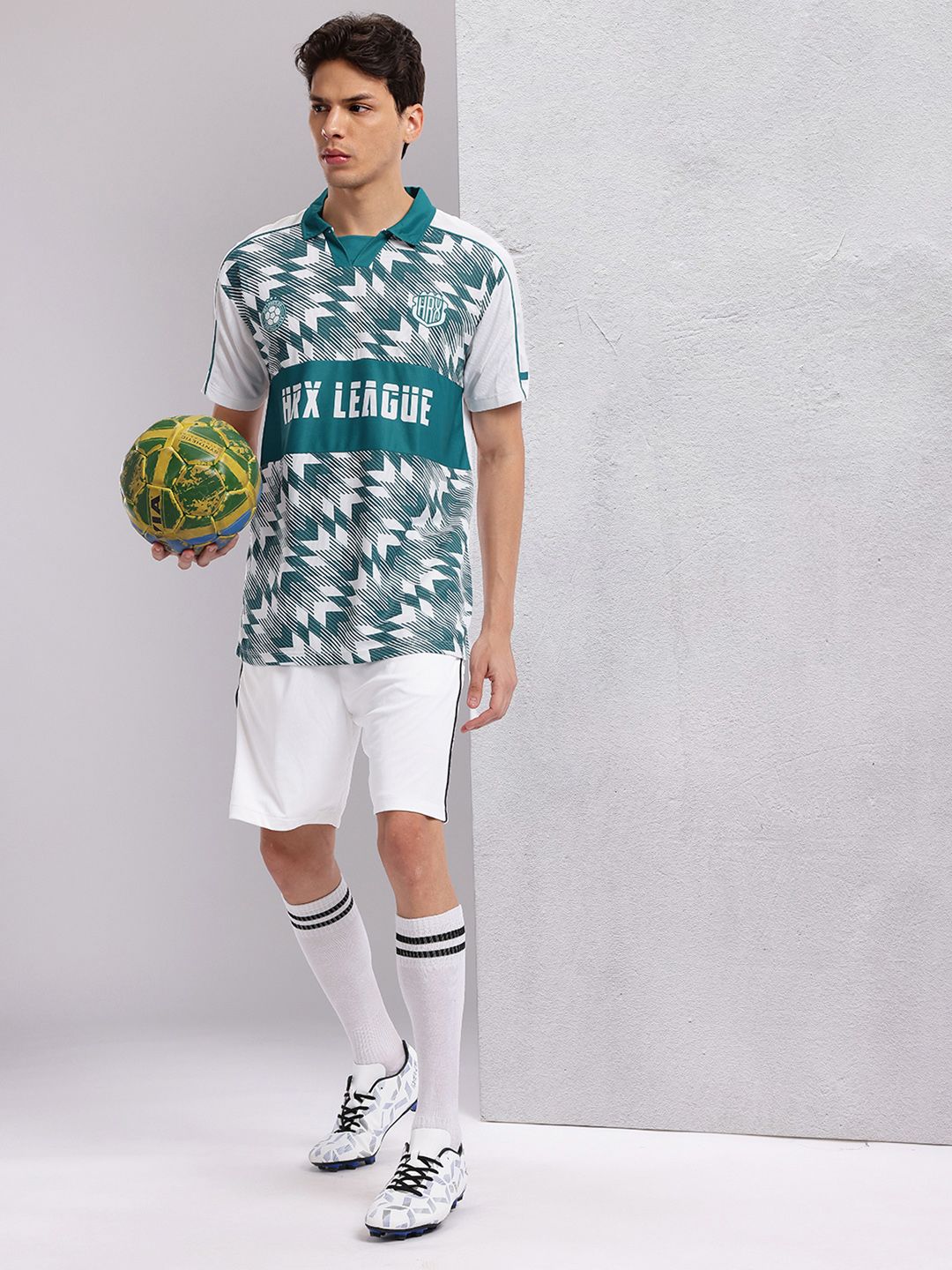HRX by Hrithik Roshan Abstract & Typography Printed Polo Collar Football T-shirt