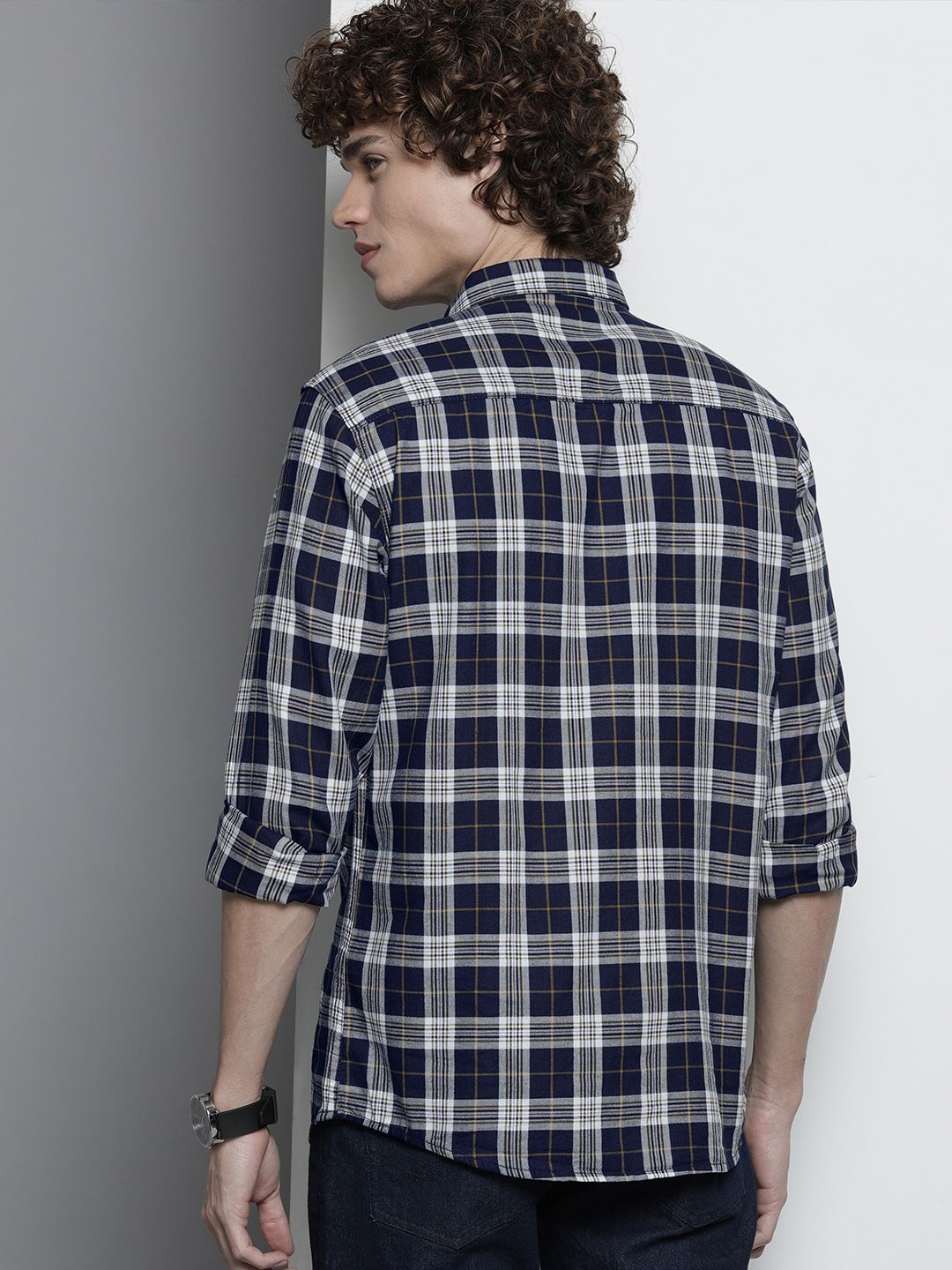 The Indian Garage Co Men Navy Blue & White Checked Casual Shirt