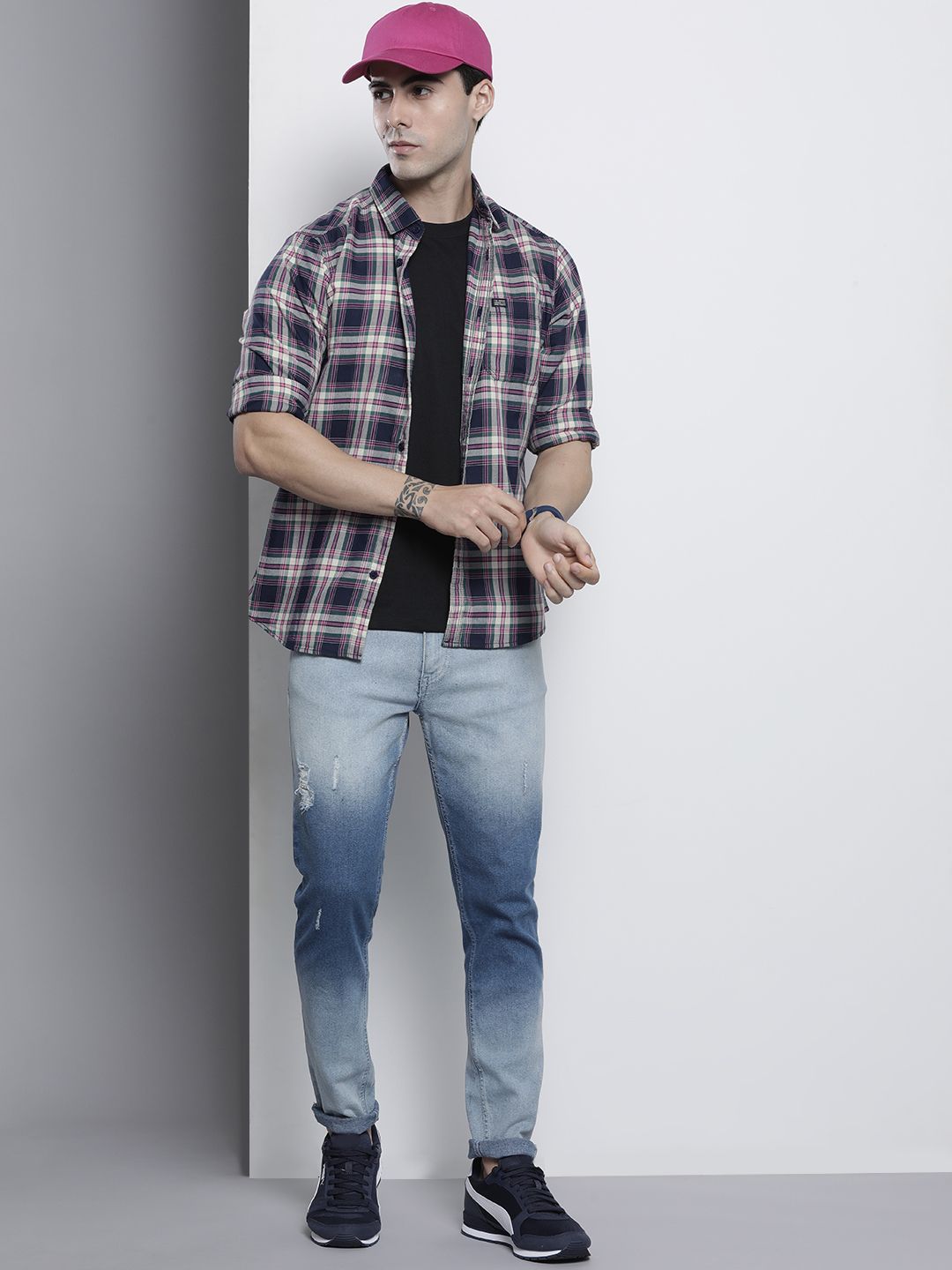 The Indian Garage Co Men Black Comfort Tartan Checked Casual Shirt
