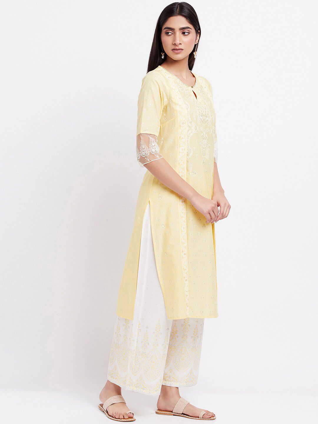 W Ethnic Motifs Printed Regular Sequinned Pure Cotton Kurta with Palazzos