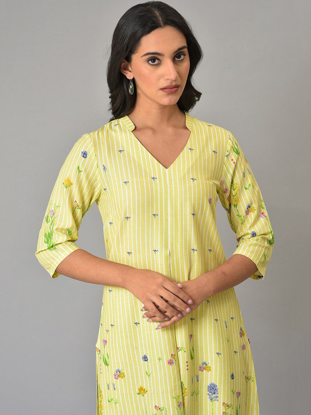 W Women Floral Printed Band Collar Kurta