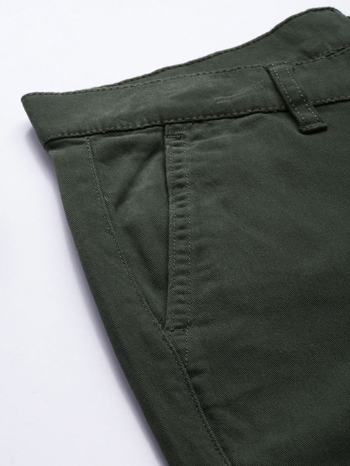 The Indian Garage Co Men Olive Green Solid Chinos Trousers