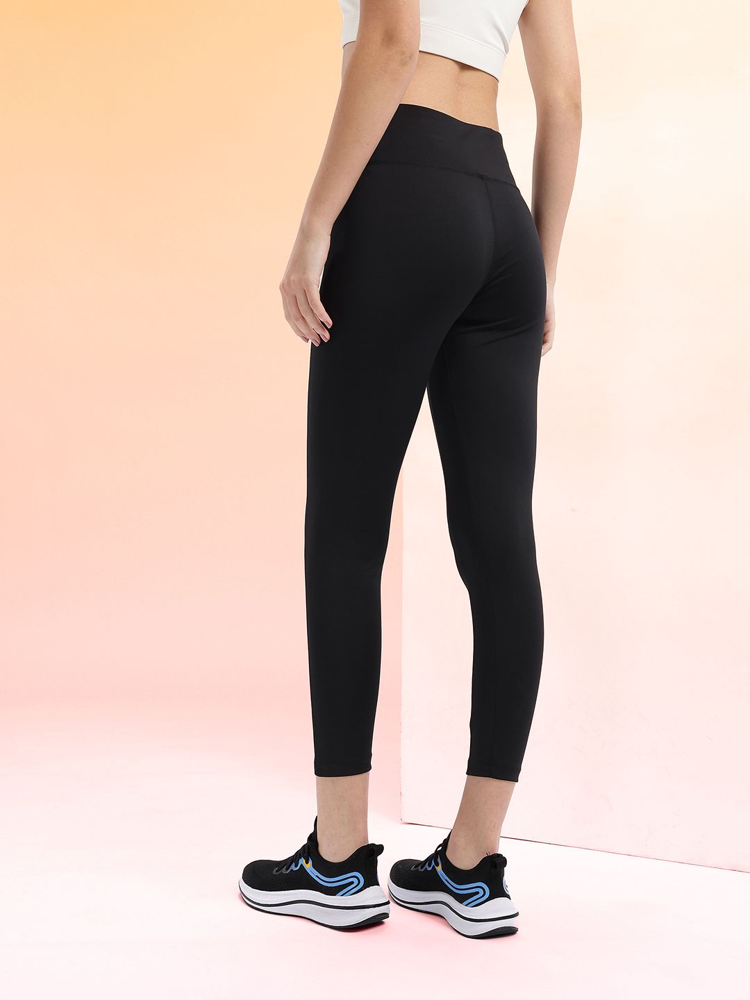 HRX by Hrithik Roshan Women Brand Logo Printed Rapid-Dry Cropped Running Tights