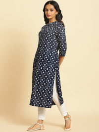 W Floral Printed Mandarin Collar Straight Kurta