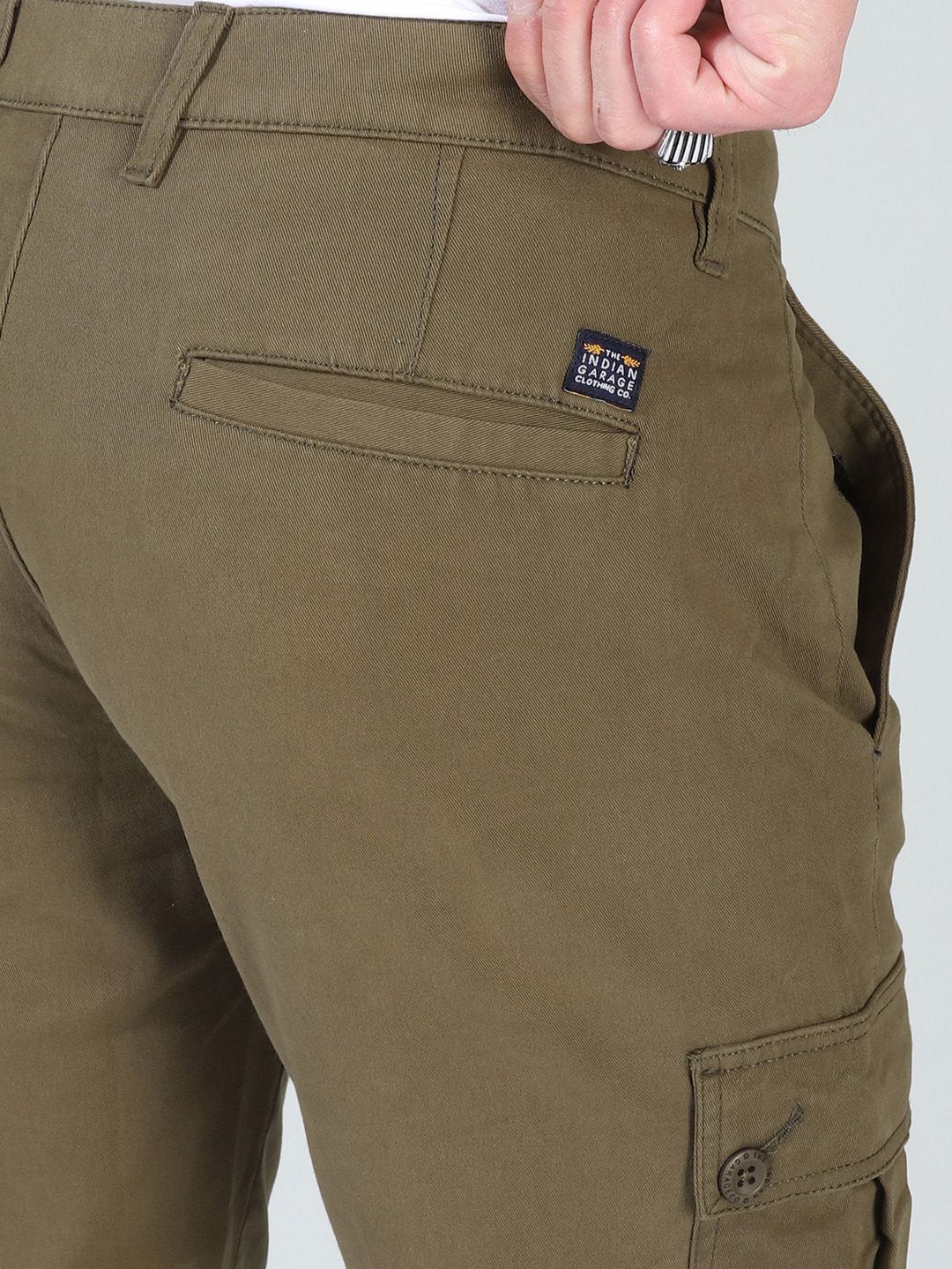 The Indian Garage Co Men Slim Fit Solid Cargos Joggers