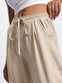 DressBerry Women Crinkled Relaxed Fit Trousers