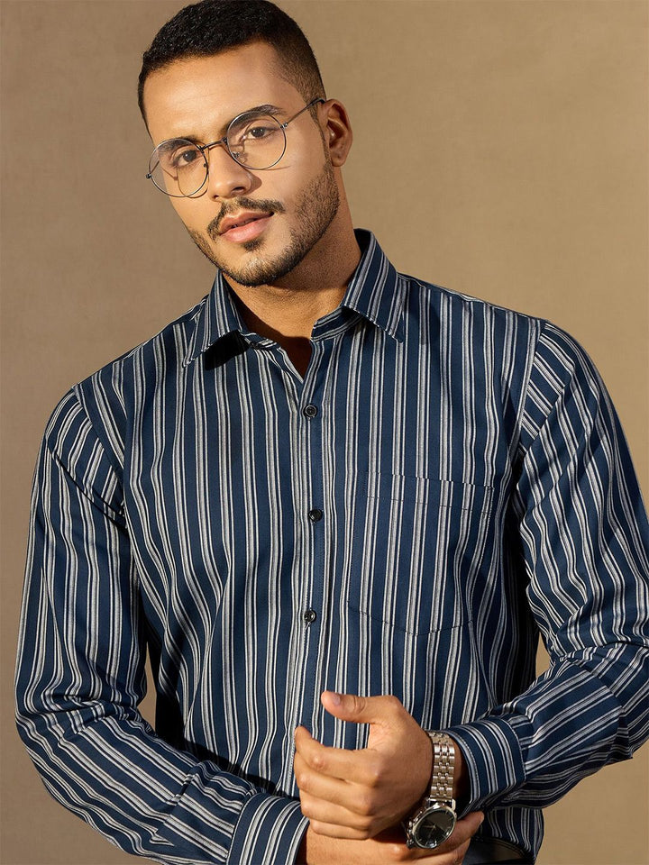 DENNISON Men Vertical Stripes Spread Collar Long Slevees Casual Shirt