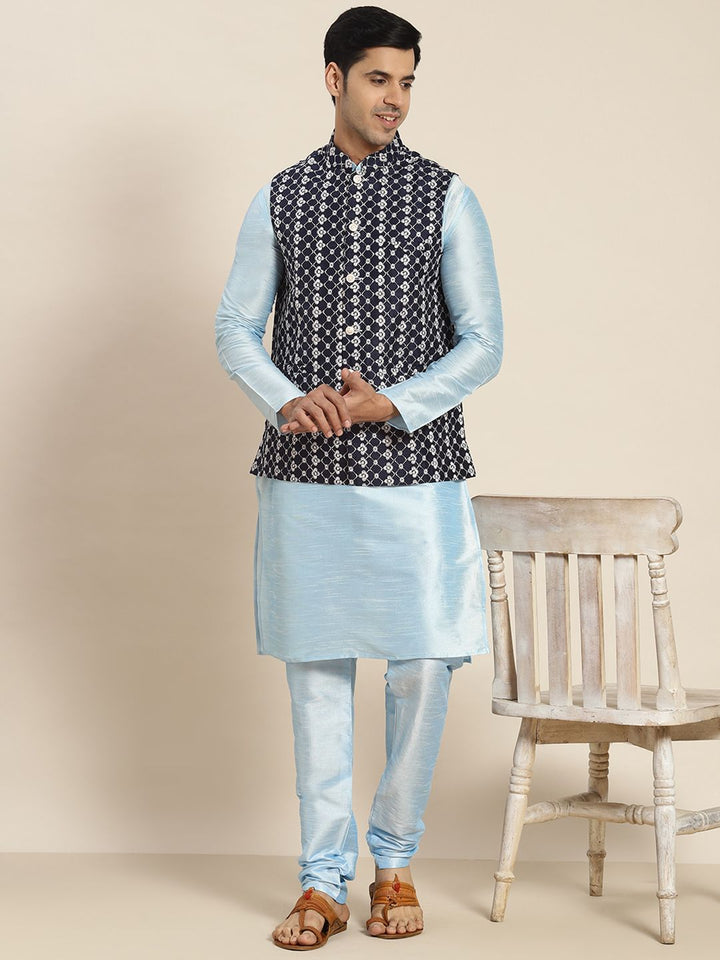 SOJANYA Men Blue Embroidered Kurta with Churidar
