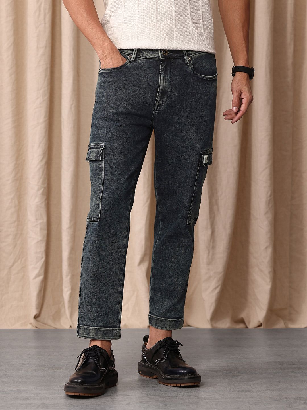 Mr Bowerbird Men Tapered Fit Mid-Rise Light Fade Cropped Stretchable Cargo Styles Jeans