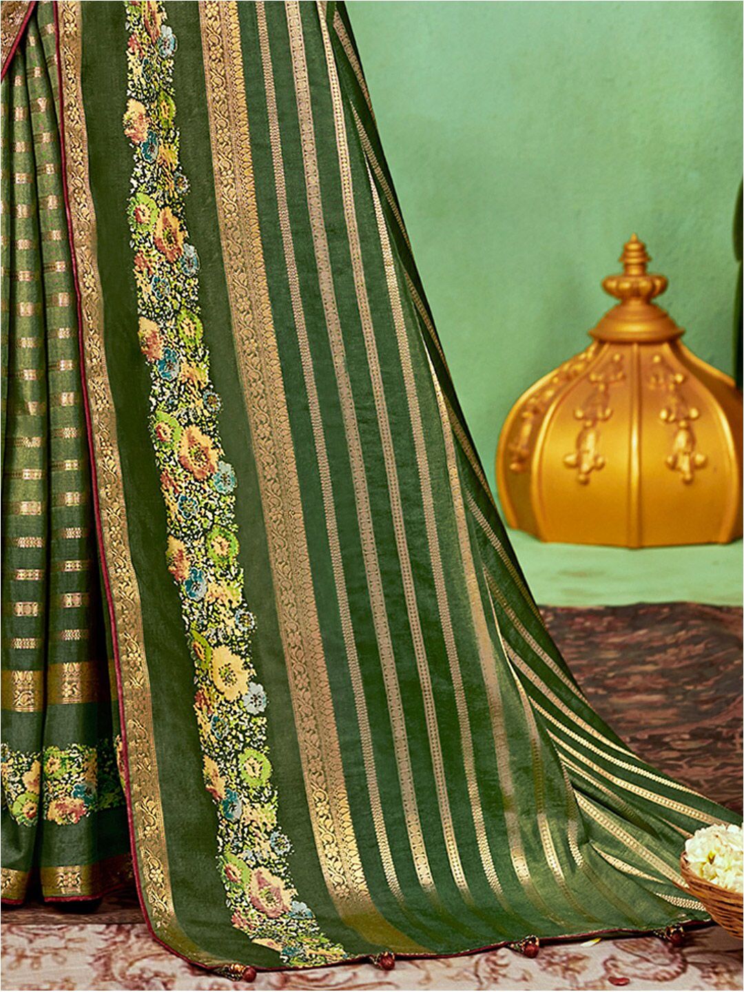 Saree mall Woven Design Zari Silk Sarees