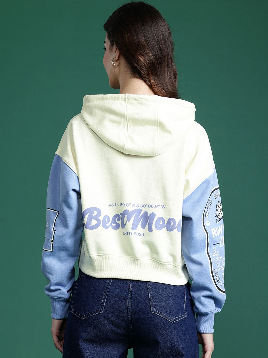 DressBerry Women Printed Hooded Sweatshirt