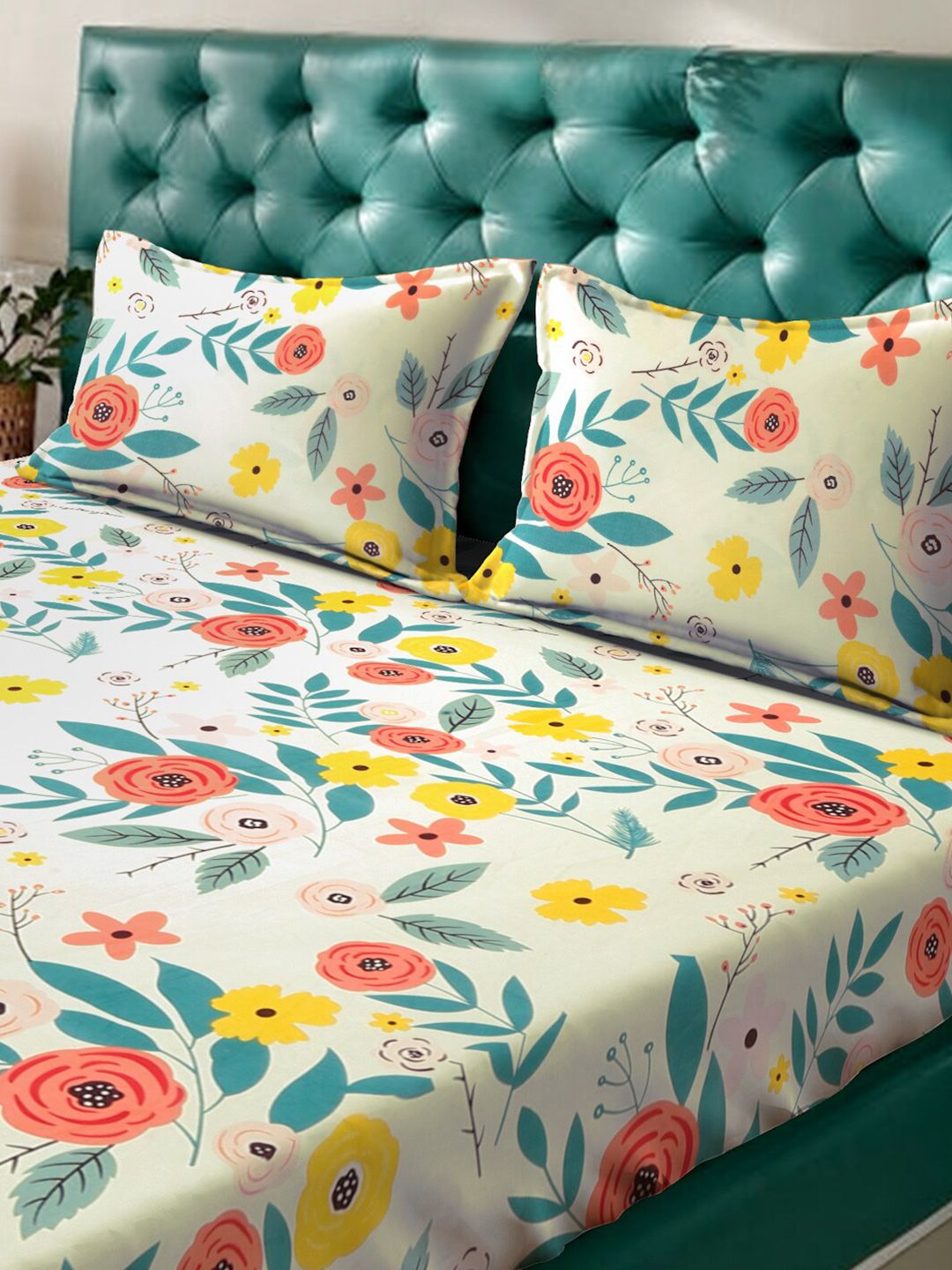 KLOTTHE White & Blue Floral Printed 300TC Fitted Double King Bedsheet With 2 Pillow Covers