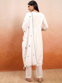 Vishudh Off White Floral Embroidered Pure Cotton Anarkali Kurta With Trousers & Dupatta