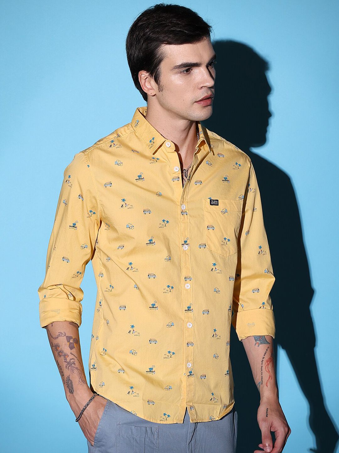 The Indian Garage Co Slim Fit Conversational Printed Pure Cotton Casual Shirt
