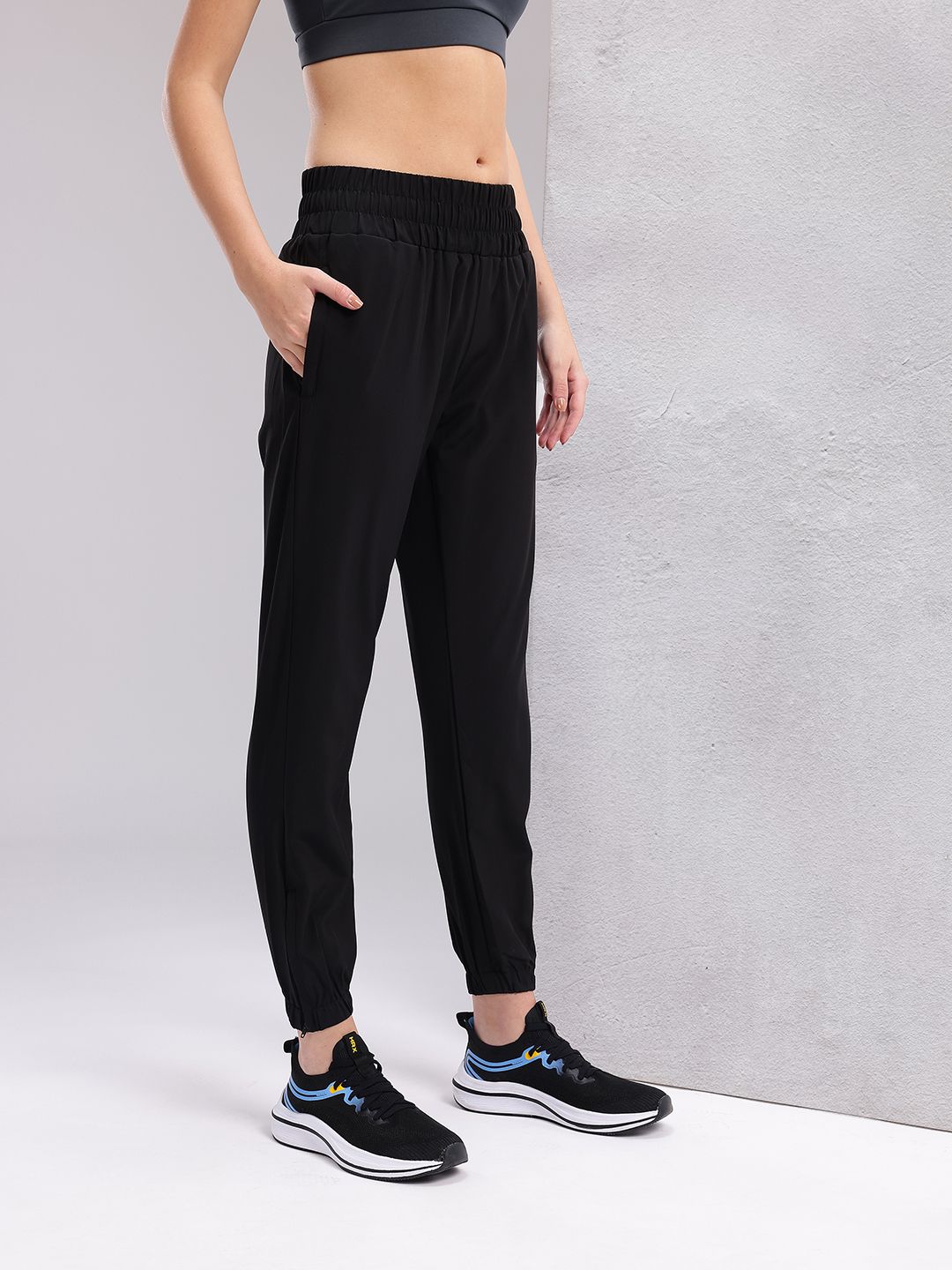 HRX by Hrithik Roshan Woman Rapid-Dry Training Joggers