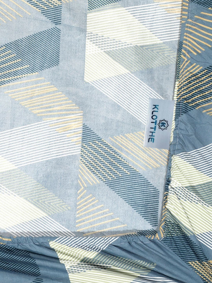 KLOTTHE Turquoise Blue & White Printed 300TC Fitted Single Bedsheet & Pillow Cover